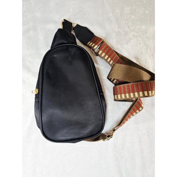 Crossbody sling bag chevron strap - Black - Picture 1 of 3